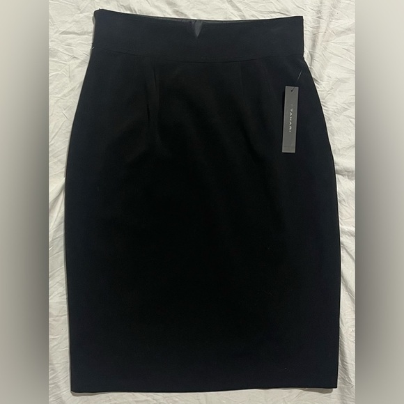 Tahari Elegant Bellona Black Side Zipper Skirt Womens Size 4 NWT - Picture 10 of 16